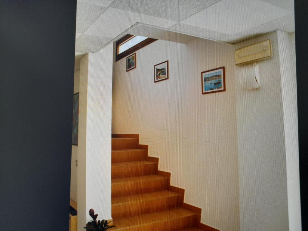 Le Camere Sul Porto Palau Bagian luar foto